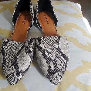 Bamboo Alligator look flats size 10